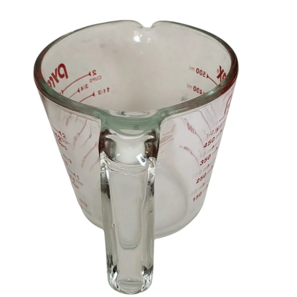 Pyrex 1-Pint Measuring Cup - Picture 3 of 5